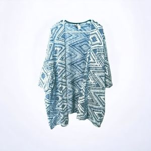 🌞 3/$15 H&M Blue & White Tribal Aztec Kimono Medium